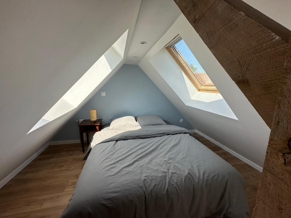 Gite Confortable Au Milieu Des Pres - La Ferme De Montigny Neauphe-Sur-Dive 외부 사진