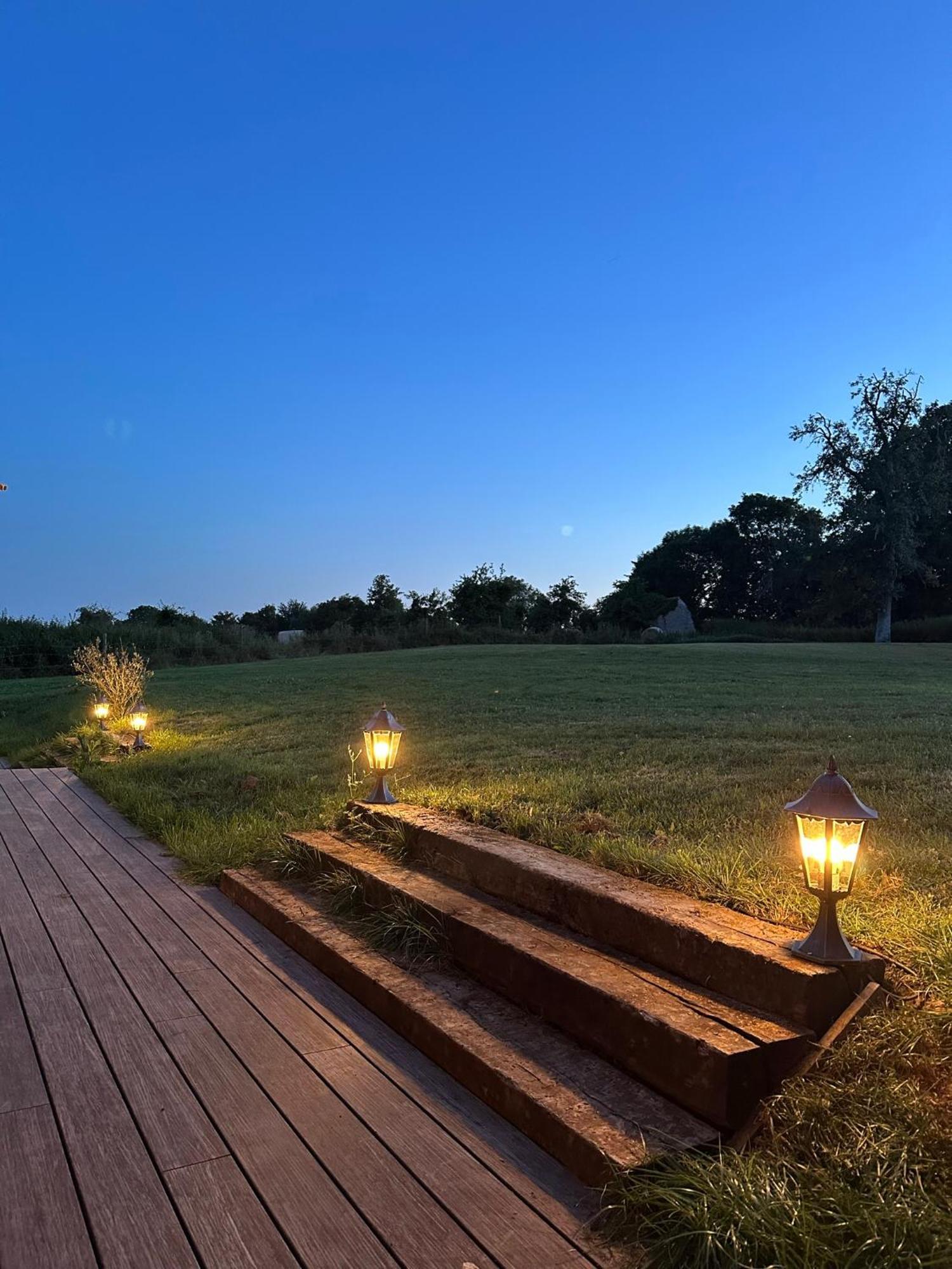 Gite Confortable Au Milieu Des Pres - La Ferme De Montigny Neauphe-Sur-Dive 외부 사진